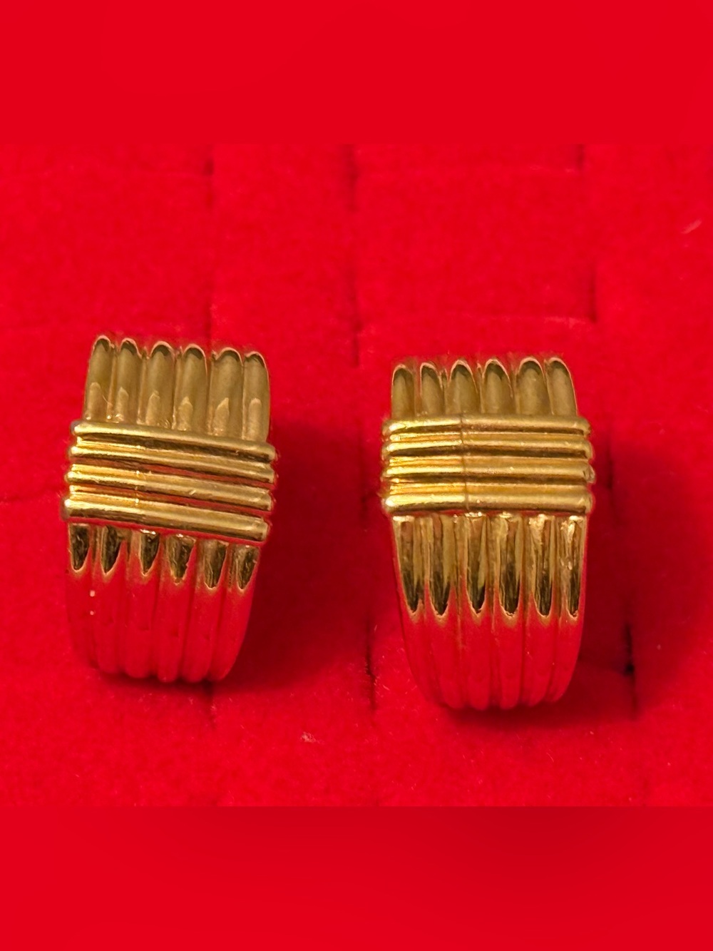 David Grosse Vintage Gold-Tone Ribbed Hoop Earrings - Women's Fashion Jewelry